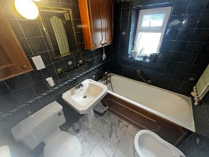 Photo 17- click for photo gallery